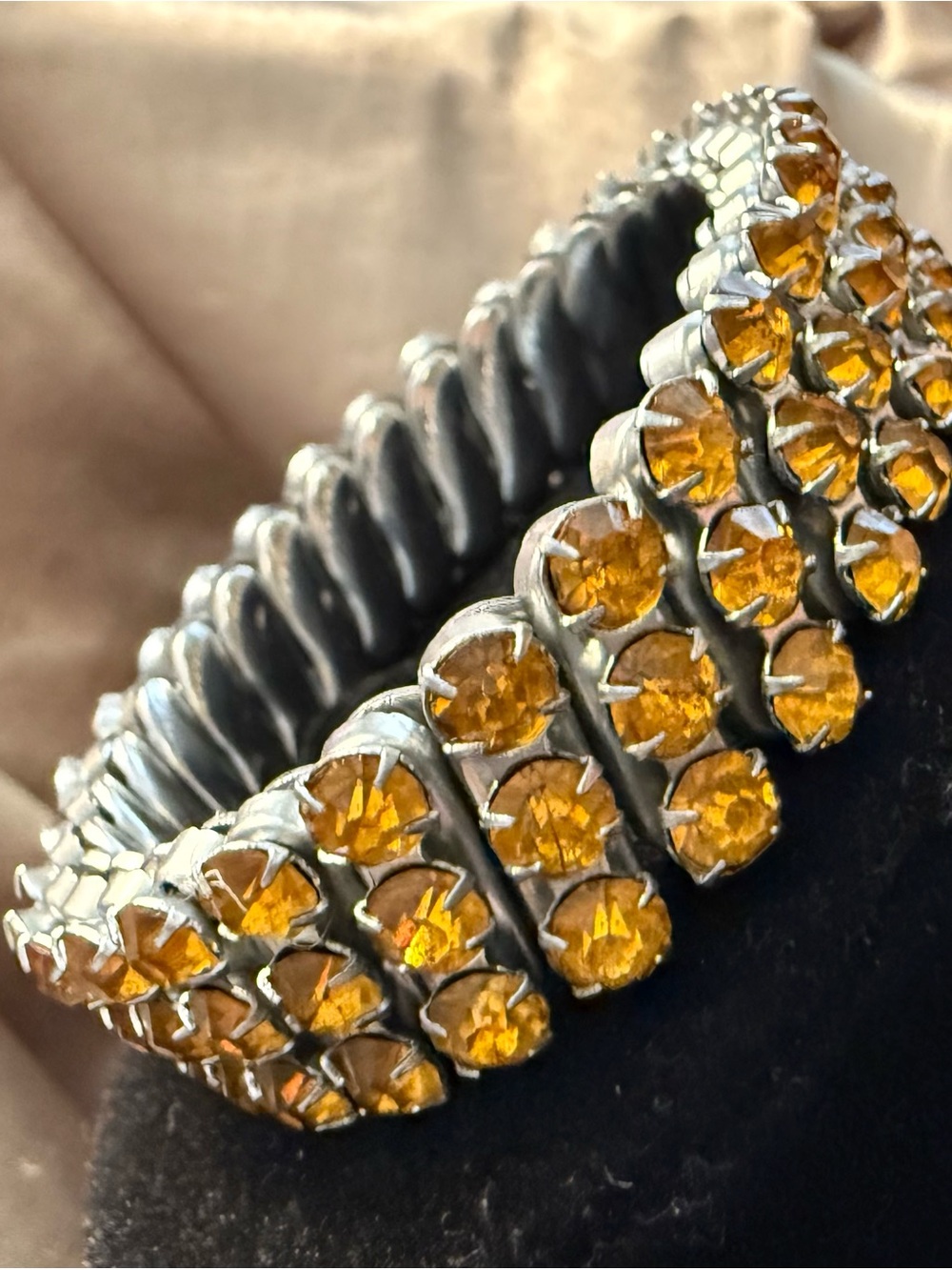 Vintage Rare Amber color expandable Rhinestone Bracelet